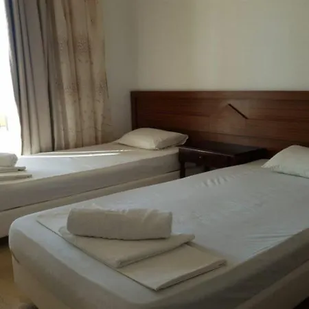 Hotel Ananias 2*