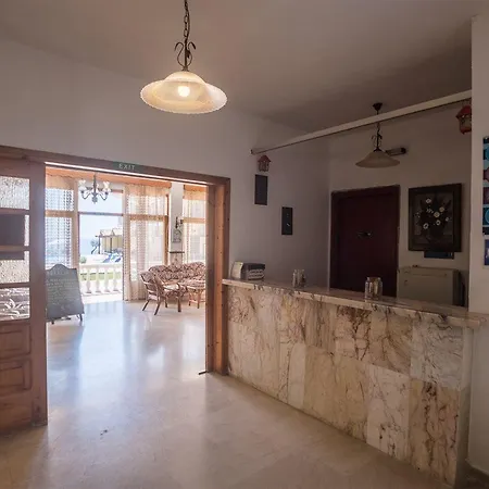 Hotel Ananias